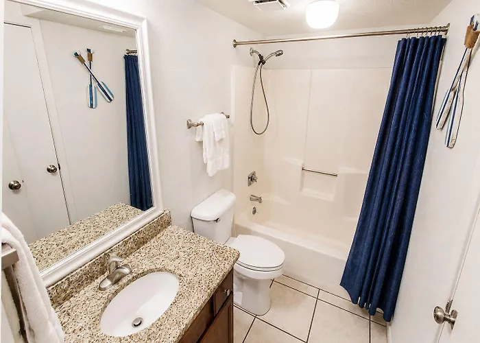 Hotel Shoreline Towers 3*
